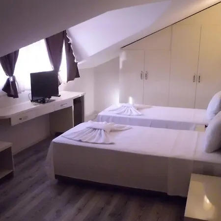 Funda Hotel