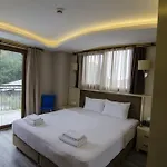 فوندا فندق 3*