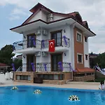 فندق فوندا