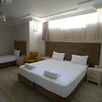 فوندا غوجيك